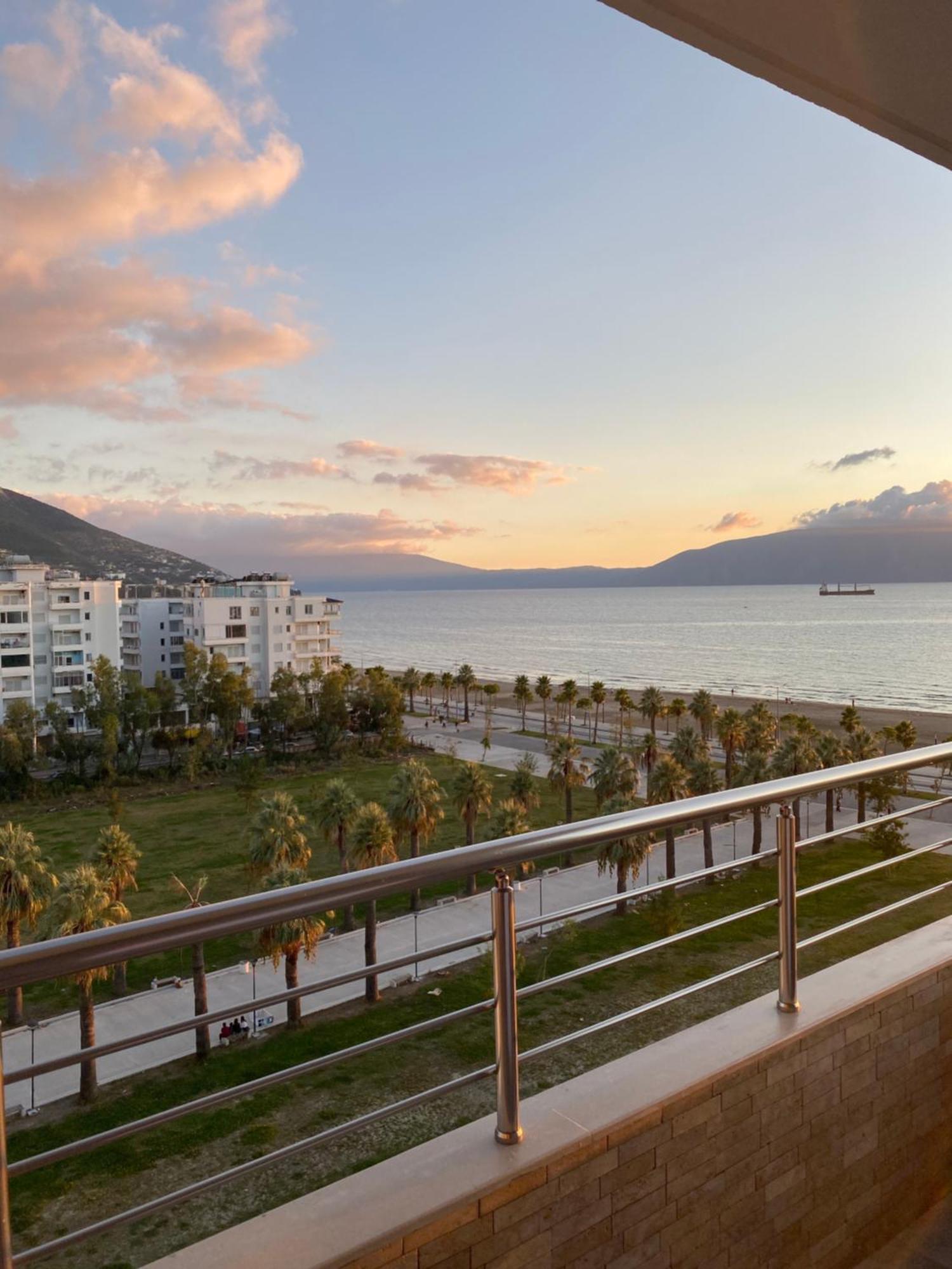 Sea Side Apartment Vlora Kültér fotó
